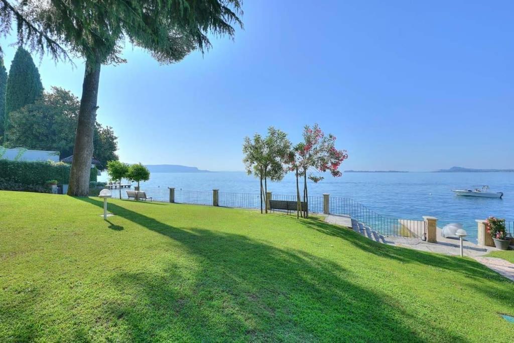 Appartamento 33 Rose Gardone Riviera Luaran gambar