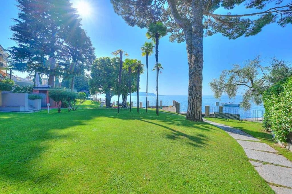 Appartamento 33 Rose Gardone Riviera Luaran gambar
